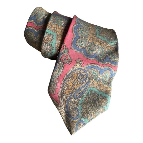 Burberry London Tie Men's Paisley Geometric 100% Silk Equestrian Necktie Career - Picture 2 of 11